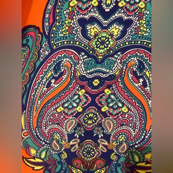 Vibrant Colored Sleeveless Keyhole/Neck Dress LARGE - Picture 4 of 11